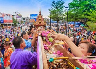 5 lễ hội văn hóa đặc sắc mà khách du lịch Thái Lan không nên bỏ lỡ 5 lễ hội văn hóa đặc sắc mà khách du lịch Thái Lan không nên bỏ lỡ